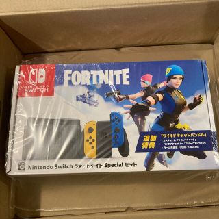 【新品コードあり】Switch フォートナイト　Fortnite スイッチ本体(家庭用ゲーム機本体)