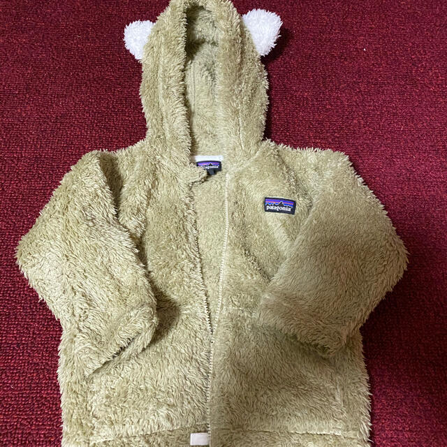 patagonia(パタゴニア)のパタゴニア　ベビーファーリー　キッズ　6-12M 80 キッズ/ベビー/マタニティのベビー服(~85cm)(ジャケット/コート)の商品写真