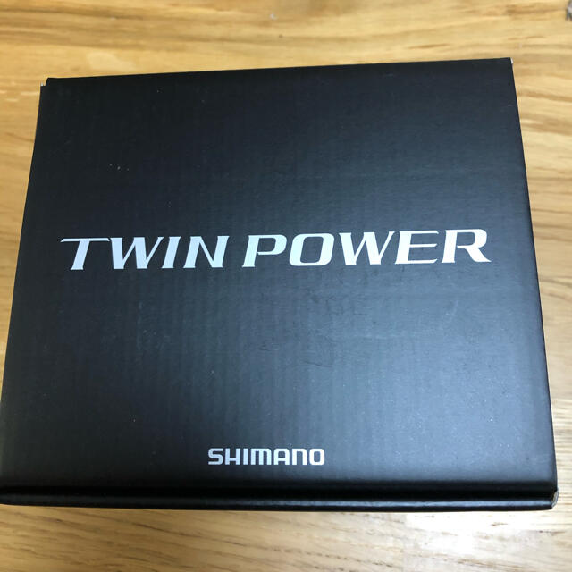 SHIMANO 20 TWINPOWER 2500S