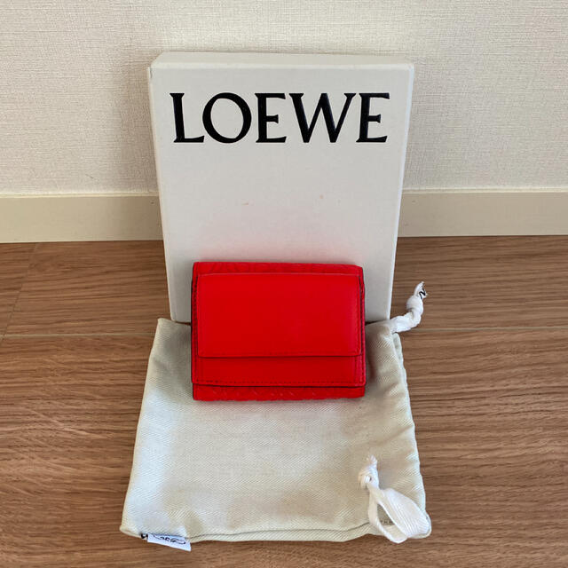 LOEWE(ロエベ)の♩専用♩状態良好　ロエベ   LOEWE スモールウォレット レディースのファッション小物(財布)の商品写真