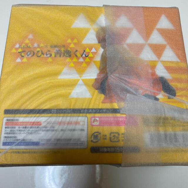 MegaHouse(メガハウス)の国内正規品　鬼滅の刃　てのひら善逸くん エンタメ/ホビーのおもちゃ/ぬいぐるみ(キャラクターグッズ)の商品写真