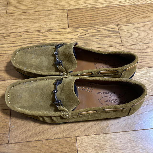 Clarks(クラークス)の【未使用】デッキシューズ　カーキ　26.5センチ　スェード メンズの靴/シューズ(デッキシューズ)の商品写真