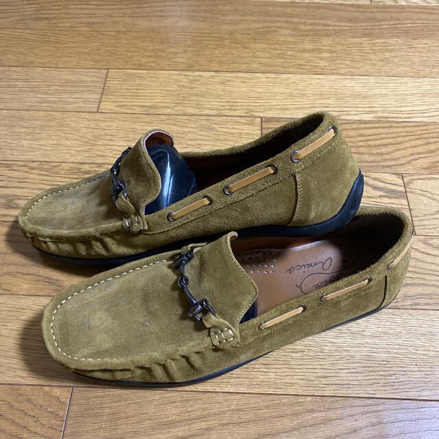 Clarks(クラークス)の【未使用】デッキシューズ　カーキ　26.5センチ　スェード メンズの靴/シューズ(デッキシューズ)の商品写真