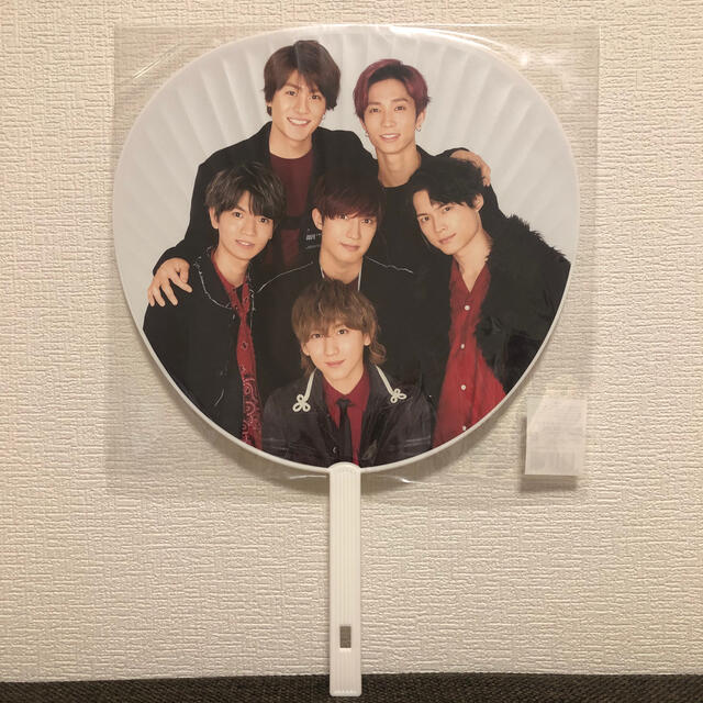 Johnny's(ジャニーズ)のSixTONES カウコン　うちわ エンタメ/ホビーのタレントグッズ(アイドルグッズ)の商品写真