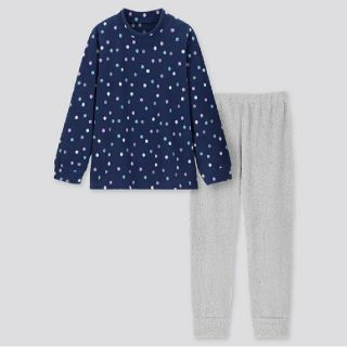 ユニクロ(UNIQLO)のGIRLS フリースセット ドット 長袖 110cm パジャマ 女の子 完売(パジャマ)