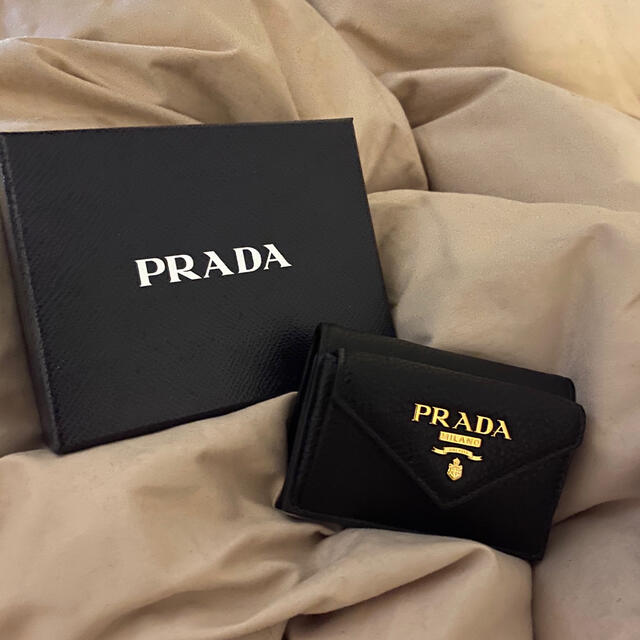 PRADA プラダ ミニウォレット ミニ財布 ブラック 黒