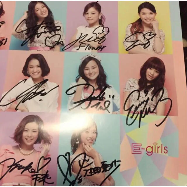 E-girls☆メンバー全員直筆サインポスター(^。^) 3