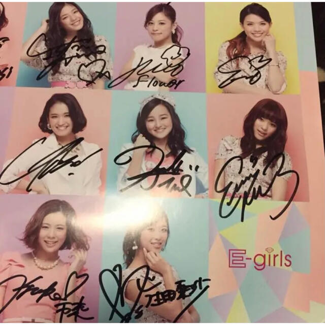 E-girls☆メンバー全員直筆サインポスター(^○^)