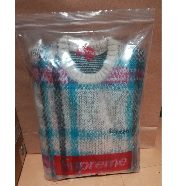 【新品】Supreme Brushed Plaid Sweater　Sサイズ メンズのトップス(ニット/セーター)の商品写真