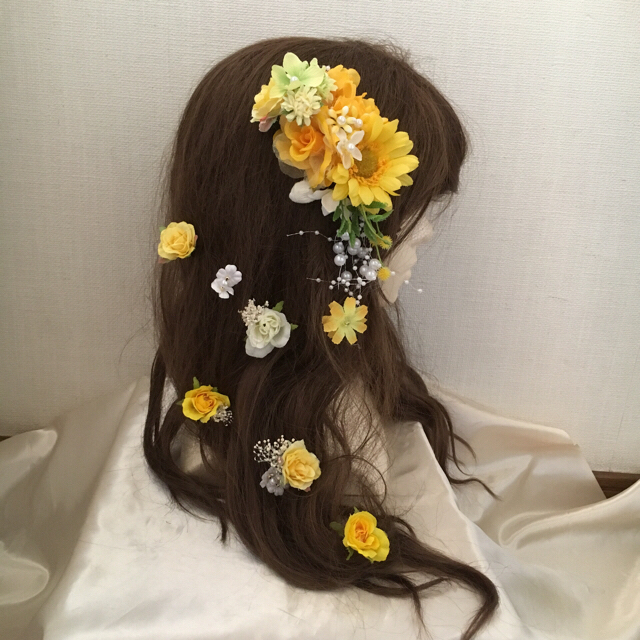 ☆黄色ヘアーアクセサリー、髪飾り、花ピンの通販 by まー☆'s shop｜ラクマ