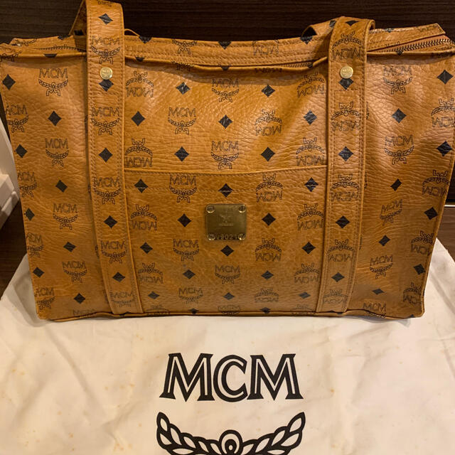 MCM(エムシーエム)のMCM トートバッグ レディースのバッグ(トートバッグ)の商品写真