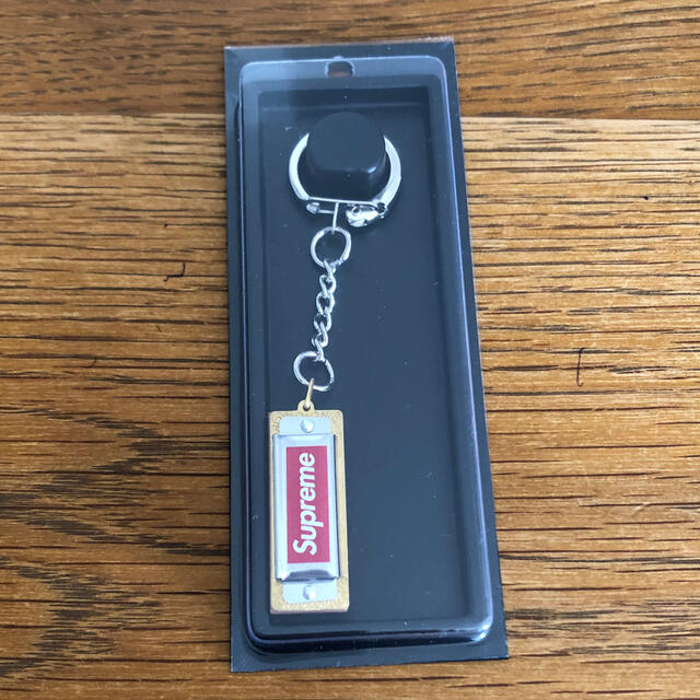 Supreme(シュプリーム)のsupreme Hohner Keychain メンズのファッション小物(キーホルダー)の商品写真