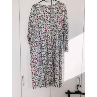 ハートマーケット(Heart Market)の《うらら様専用》ハートマーケット 総花柄ワンピース(ひざ丈ワンピース)