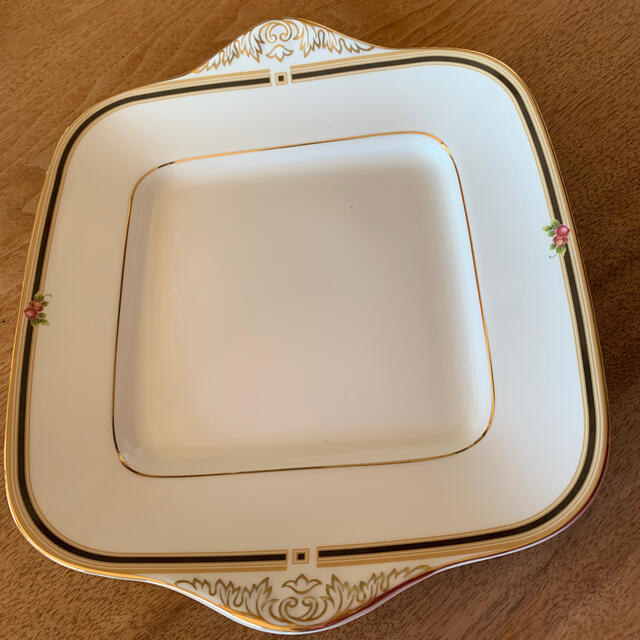 貴重！！新品未使用　WEDGWOOD CLIOシリーズ　大皿 2