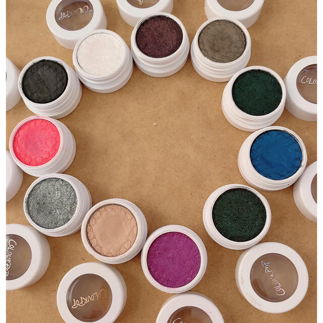 colourpop(カラーポップ)のカラーポップアイシャドウ コスメ/美容のベースメイク/化粧品(アイシャドウ)の商品写真