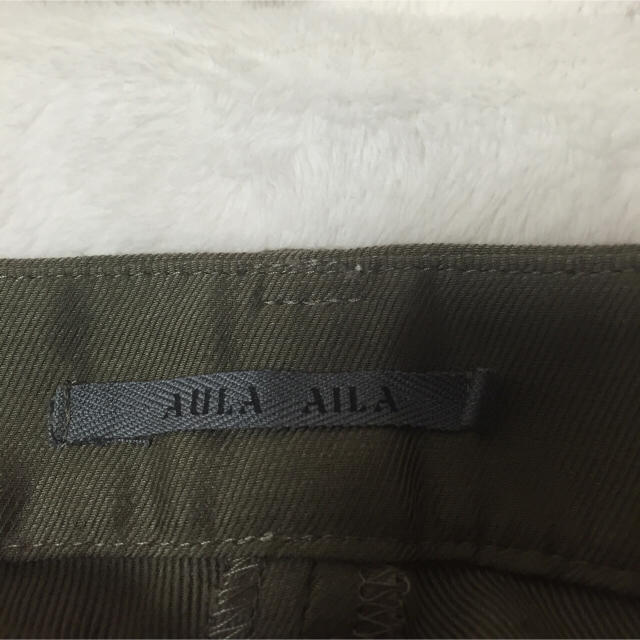 AULA AILA(アウラアイラ)のアウラアイラ♡カーキショートパンツ レディースのパンツ(ショートパンツ)の商品写真