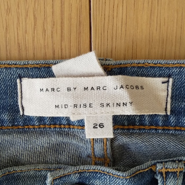 MARC BY MARC JACOBS(マークバイマークジェイコブス)のスキニーパンツ デニム ジーンズ レディースのパンツ(スキニーパンツ)の商品写真