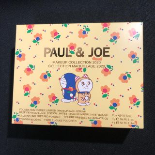 ポールアンドジョー(PAUL & JOE)のポールアンドジョー ドラえもん クリスマス限定コフレ 新品未開封(コフレ/メイクアップセット)