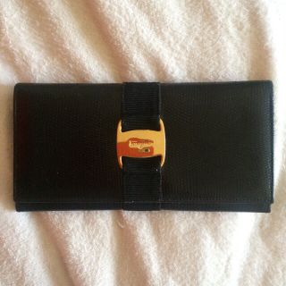 サルヴァトーレフェラガモ(Salvatore Ferragamo)のフェラガモ 長財布(財布)