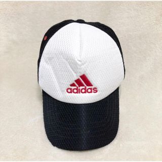 アディダス(adidas)のadidas アディダスキャップ 黒×白 ／54〜57㎝(キャップ)