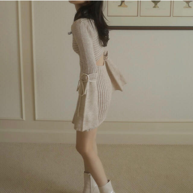 melt the lady bell sleeve knit one-piece