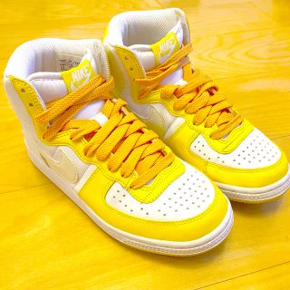 ナイキ(NIKE)のNIKE スニーカー ハイカット レディース 22.5cm(スニーカー)