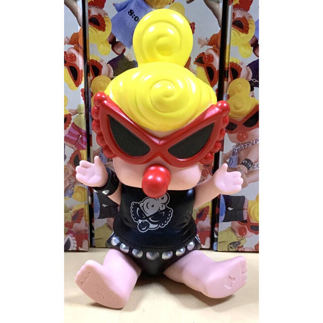 HYSTERIC MINI(ヒステリックミニ)のヒスミニ☆正規品☆新品☆ドール☆黒☆スタッズ付き☆人形☆フィギュア エンタメ/ホビーのフィギュア(その他)の商品写真