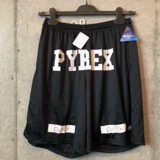 オフホワイト(OFF-WHITE)のPYREX VISION ショートパンツXL(ショートパンツ)