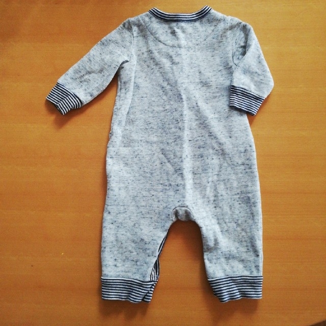 babyGAP(ベビーギャップ)のbaby GAP ロンパース　裏起毛　3-6months キッズ/ベビー/マタニティのベビー服(~85cm)(ロンパース)の商品写真