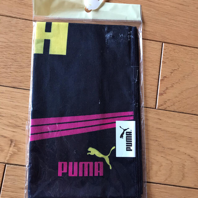 PUMA(プーマ)のPUMAハンカチ レディースのファッション小物(ハンカチ)の商品写真