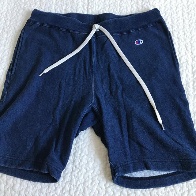 Champion(チャンピオン)のチャンピオン　ジーンズ風スウェットハーフパンツ メンズのパンツ(ショートパンツ)の商品写真