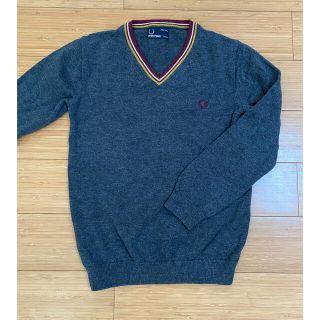 フレッドペリー(FRED PERRY)のフレッドペリー　ニット　128センチ(Tシャツ/カットソー)