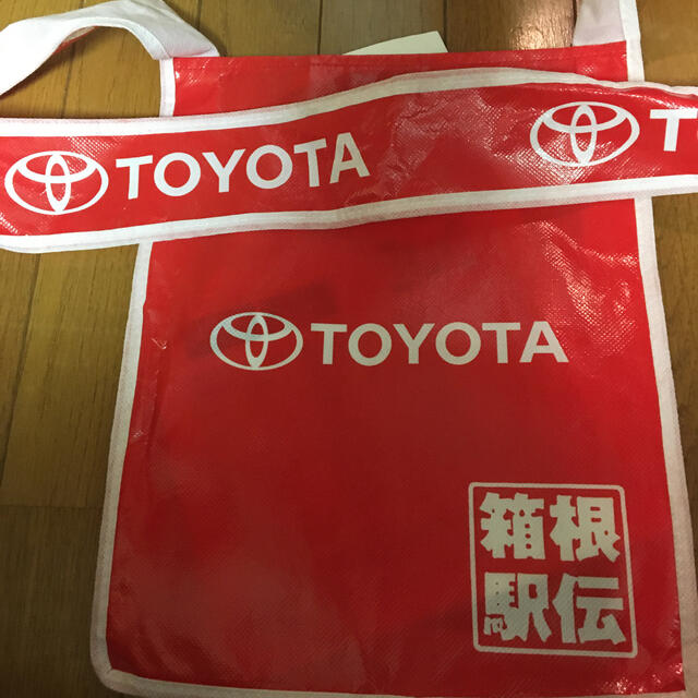 箱根駅伝　TOYOTA ネックウォーマー スポーツ/アウトドアのスポーツ/アウトドア その他(陸上競技)の商品写真