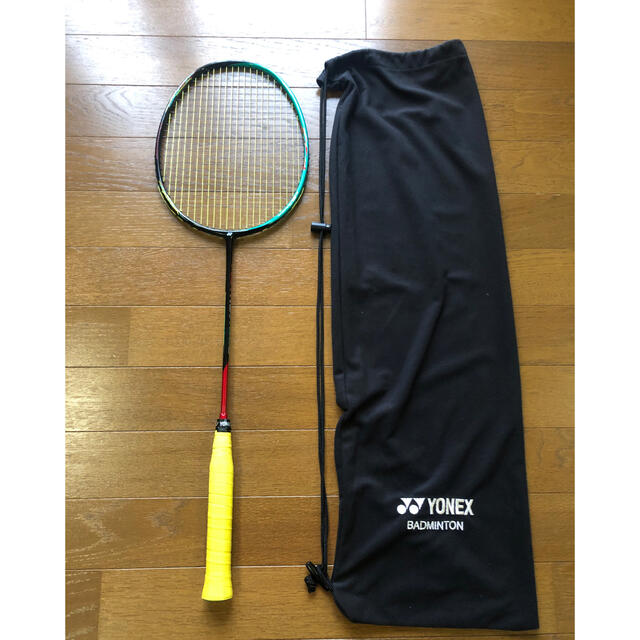 YONEX バドミントンラケット ヨネックス　アストロクス88S 3UG5