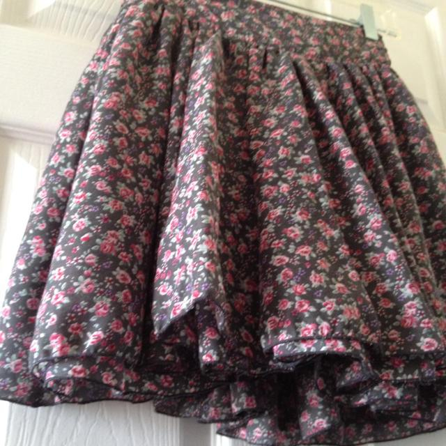 LOWRYS FARM(ローリーズファーム)のローリーズ♡ スカート 着画あり レディースのスカート(ひざ丈スカート)の商品写真