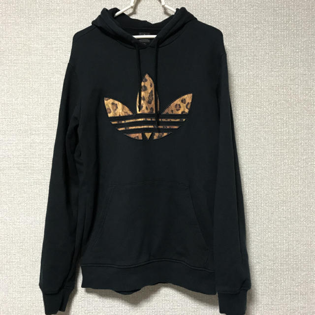 adidas(アディダス)のアディダス♡ヒョウ柄パーカー メンズのトップス(パーカー)の商品写真