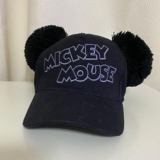 ディズニー(Disney)のミッキーポンポン付キャップ 黒  USED (キャラクターグッズ)