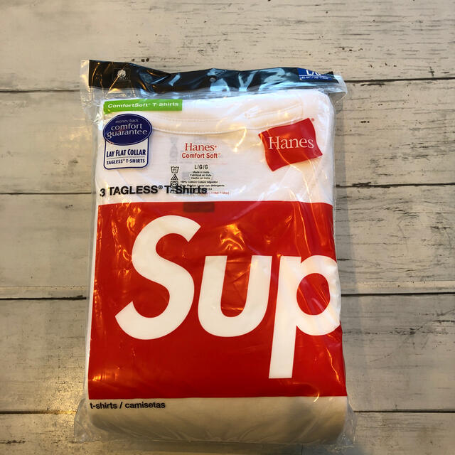 supreme Hanes TAGLESS T-shirts