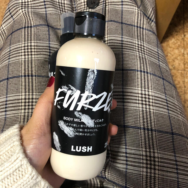 LUSH(ラッシュ)のLUSH TONER WATER + BODY MILK  コスメ/美容のボディケア(ボディクリーム)の商品写真