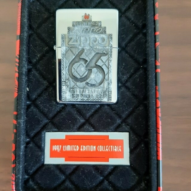 ZIPPO(ジッポー)の【新品未使用】Zippo 65TH ANNIVERSARY 限定ライター メンズのメンズ その他(その他)の商品写真