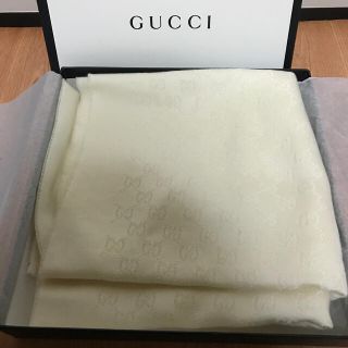 グッチ(Gucci)のグッチ　マフラー　クリーム色(マフラー/ショール)