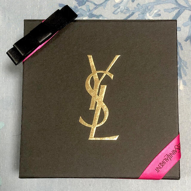 Yves Saint Laurent Beaute(イヴサンローランボーテ)のリップ コスメ/美容のベースメイク/化粧品(口紅)の商品写真