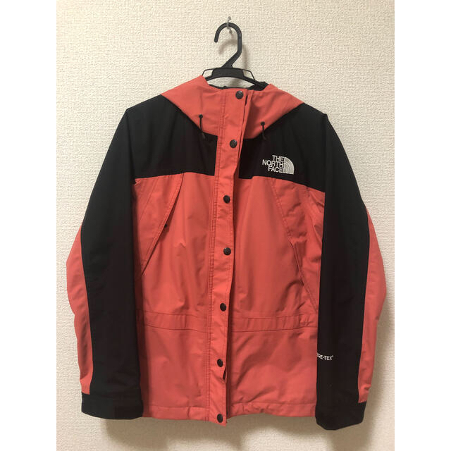 THE NORTH FACE(ザノースフェイス)の【ノースフェイス】マウンテンパーカー　ピンク メンズのジャケット/アウター(マウンテンパーカー)の商品写真