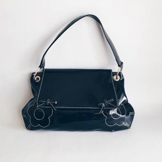 マリークワント(MARY QUANT)のMARY QUANTエナメルハンドバッグ(ハンドバッグ)