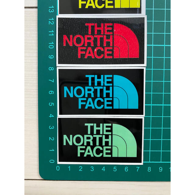 THE NORTH FACE(ザノースフェイス)のノースフェイス・5枚セット・5色　ラミネートUV加工済、耐光性もあります！ 自動車/バイクのバイク(ステッカー)の商品写真