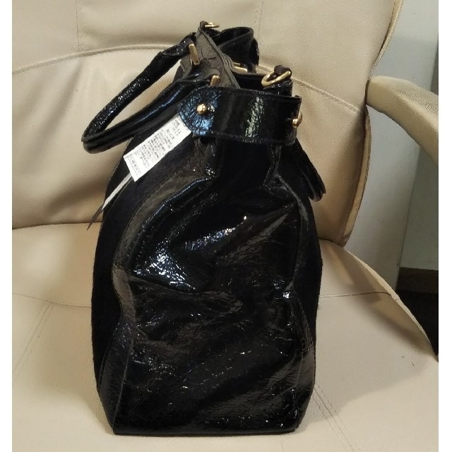 お値下げ 新品  牛革(ハラコ)・エナメルトートバッグ レディースのバッグ(トートバッグ)の商品写真
