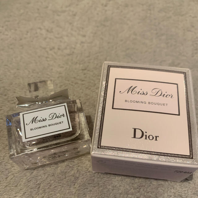 Christian Dior(クリスチャンディオール)のミスディオール　ブルーミングブーケ コスメ/美容の香水(香水(女性用))の商品写真