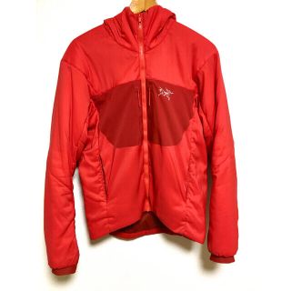 アークテリクス(ARC'TERYX)のARC’TERYX プロトン AR HOODY(登山用品)