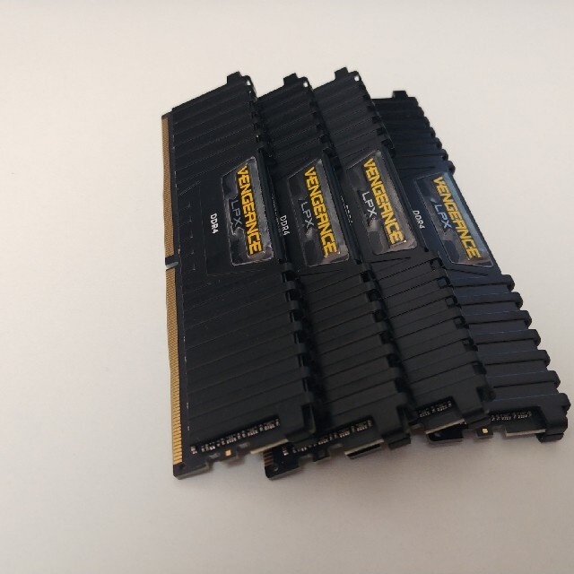 値引きする Corsair 4枚セット 8gb lpx vengence PCパーツ 値引きする Corsair 4枚セット 8gb lpx vengence PCパーツ