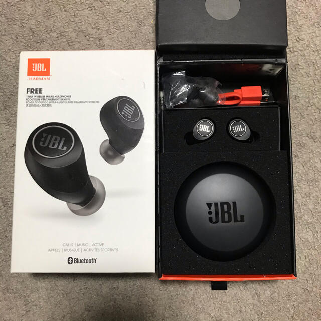 値下げしました！JBL ワイヤレスイヤホン FREE 黒